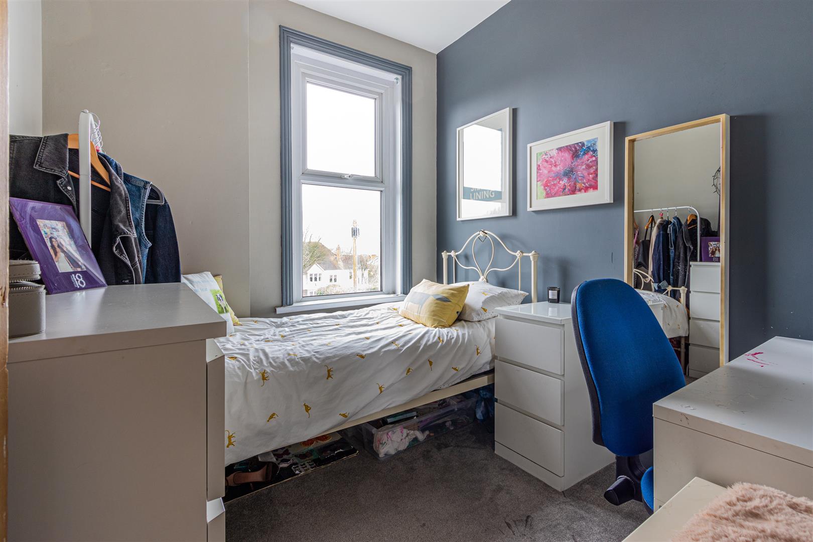 WINCHESTER AVENUE, PENYLAN, CARDIFF Jeffrey Ross Estate Agents